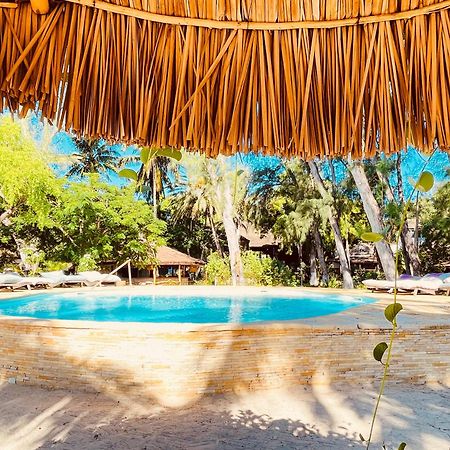 Vovo Telo Lodge Toliara Luaran gambar