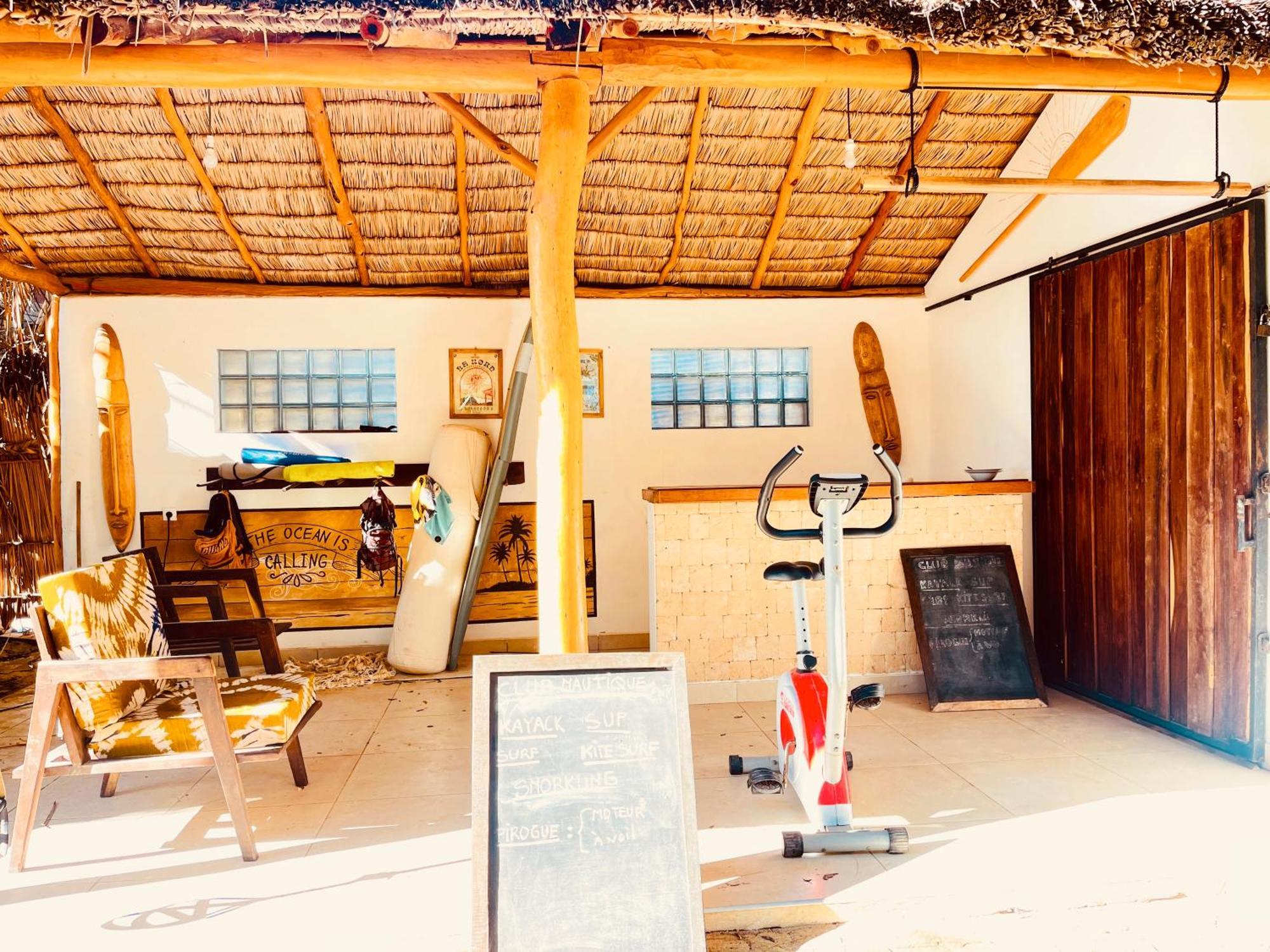 Vovo Telo Lodge Toliara Luaran gambar