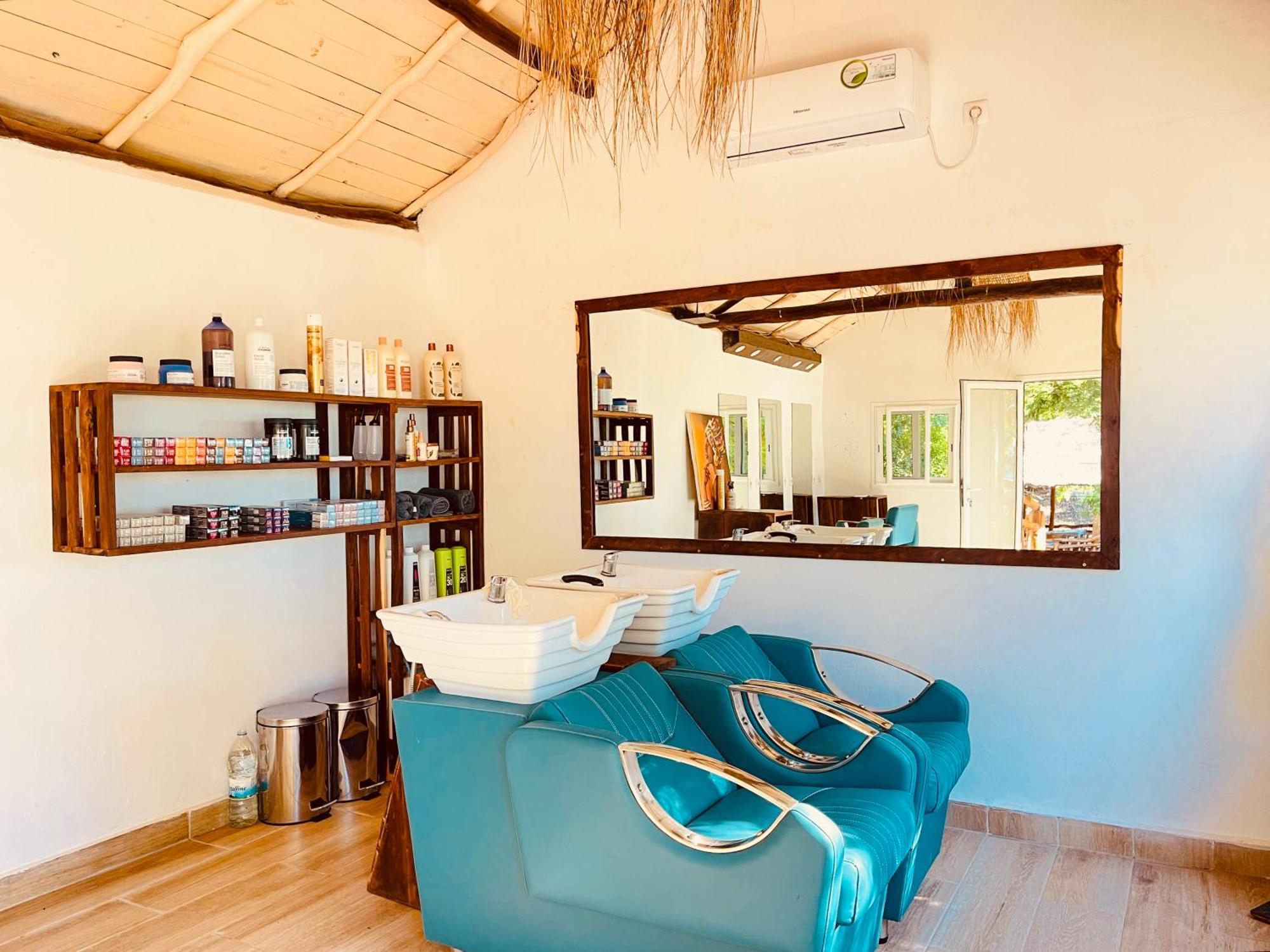 Vovo Telo Lodge Toliara Luaran gambar