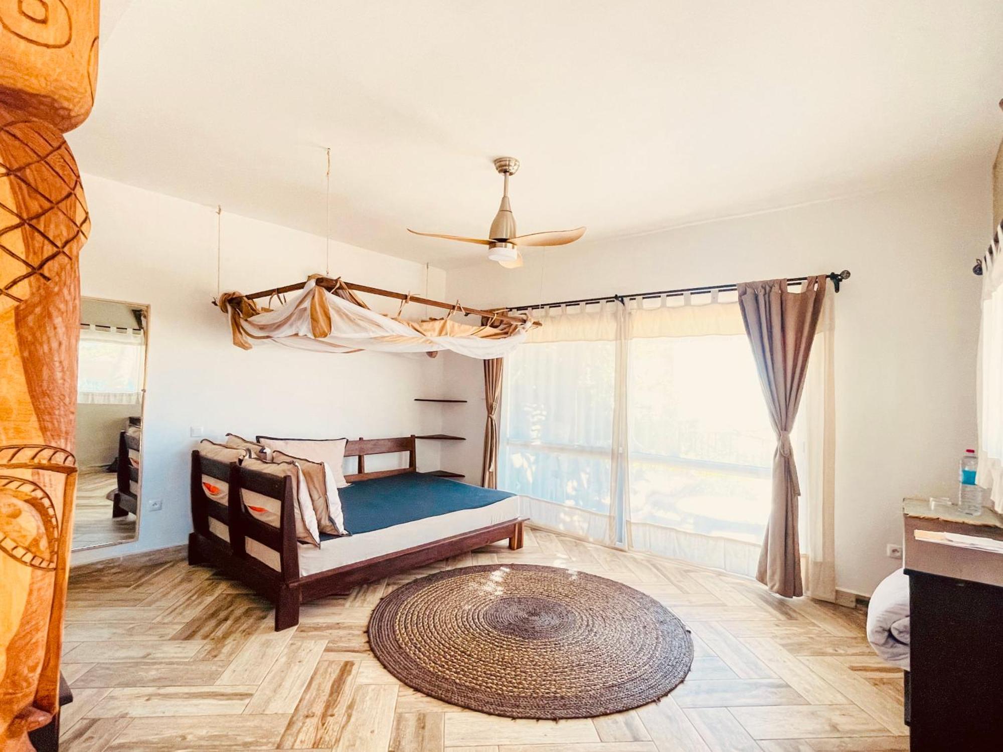 Vovo Telo Lodge Toliara Luaran gambar
