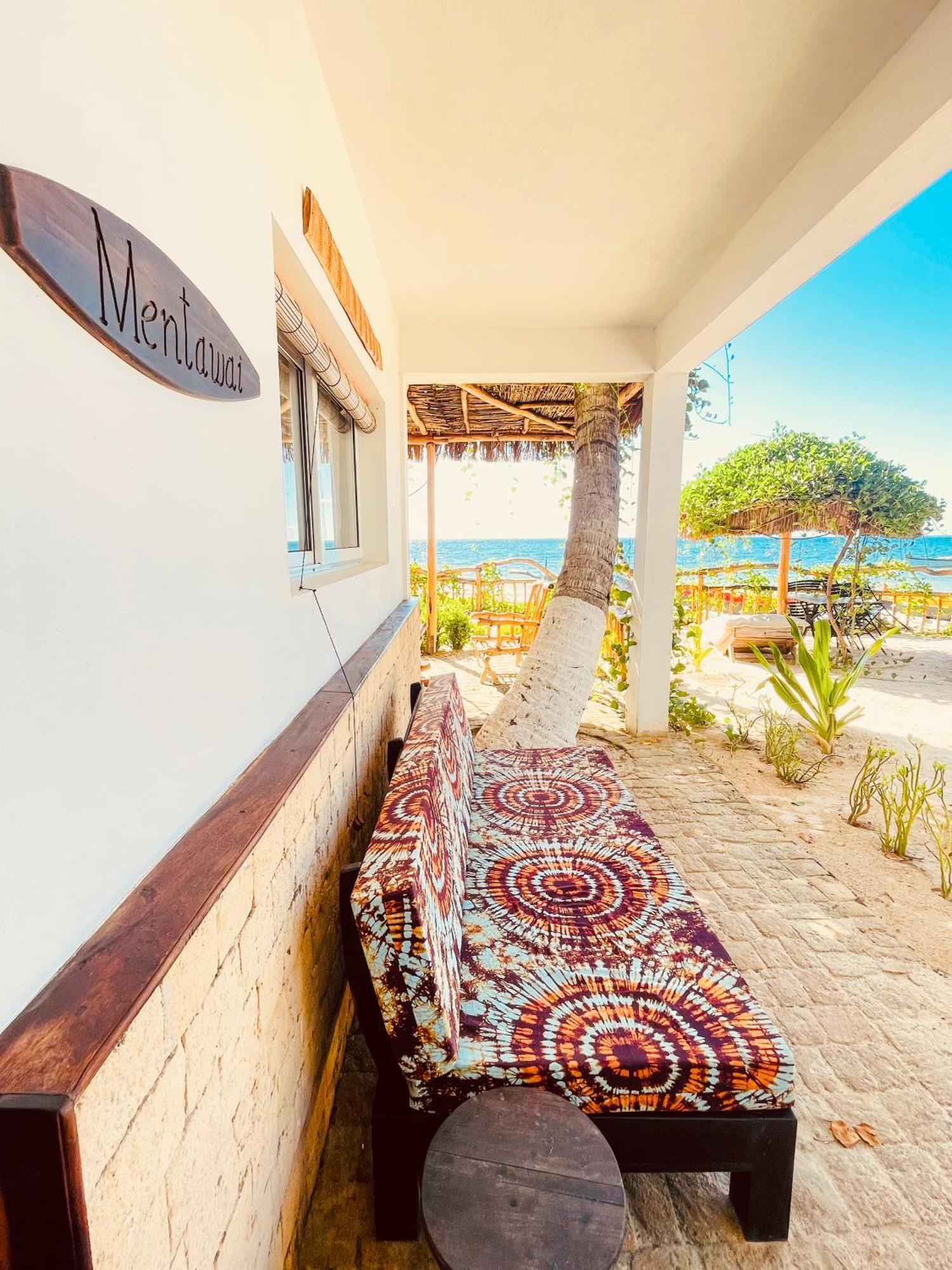 Vovo Telo Lodge Toliara Luaran gambar