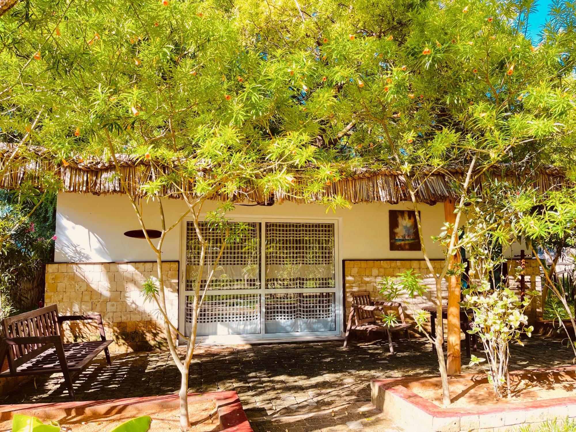Vovo Telo Lodge Toliara Luaran gambar