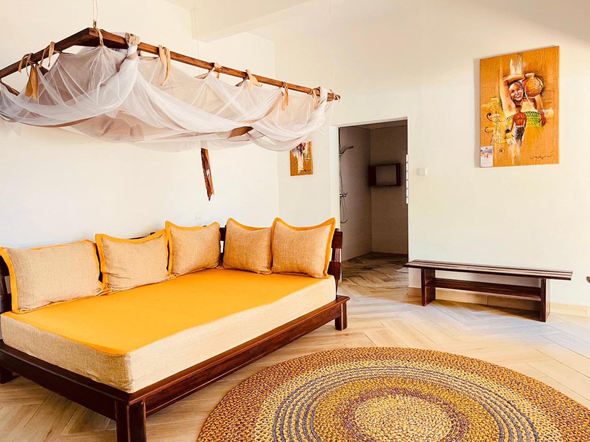 Vovo Telo Lodge Toliara Luaran gambar