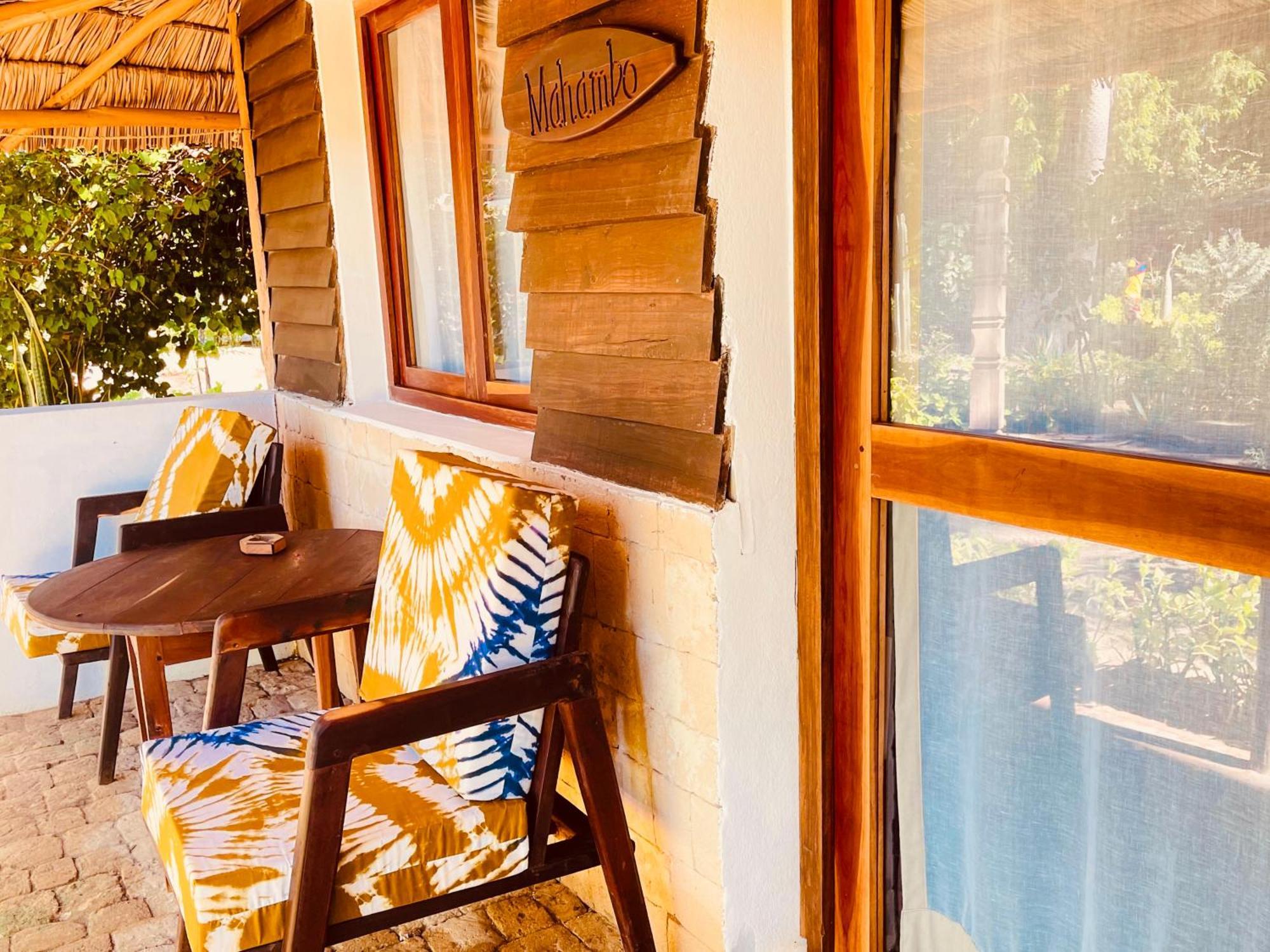 Vovo Telo Lodge Toliara Luaran gambar
