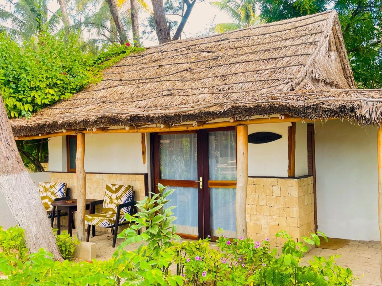 Vovo Telo Lodge Toliara Luaran gambar