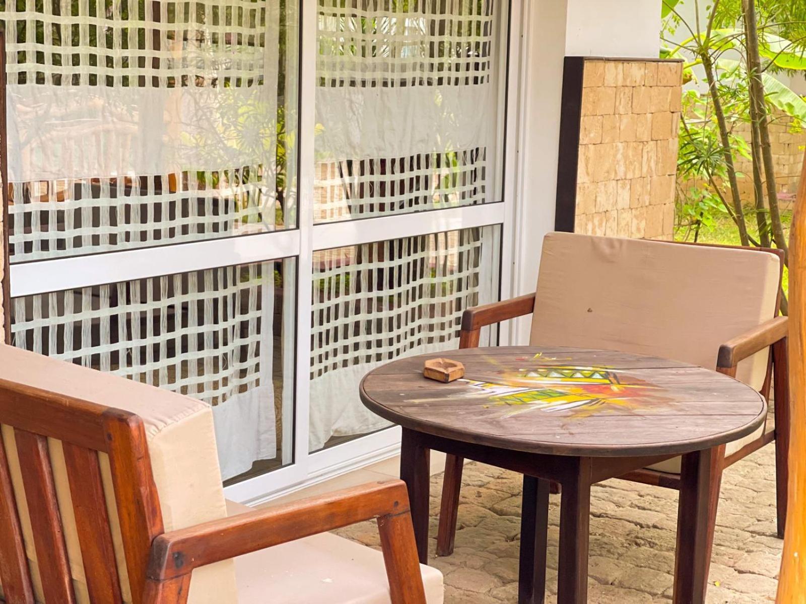 Vovo Telo Lodge Toliara Luaran gambar